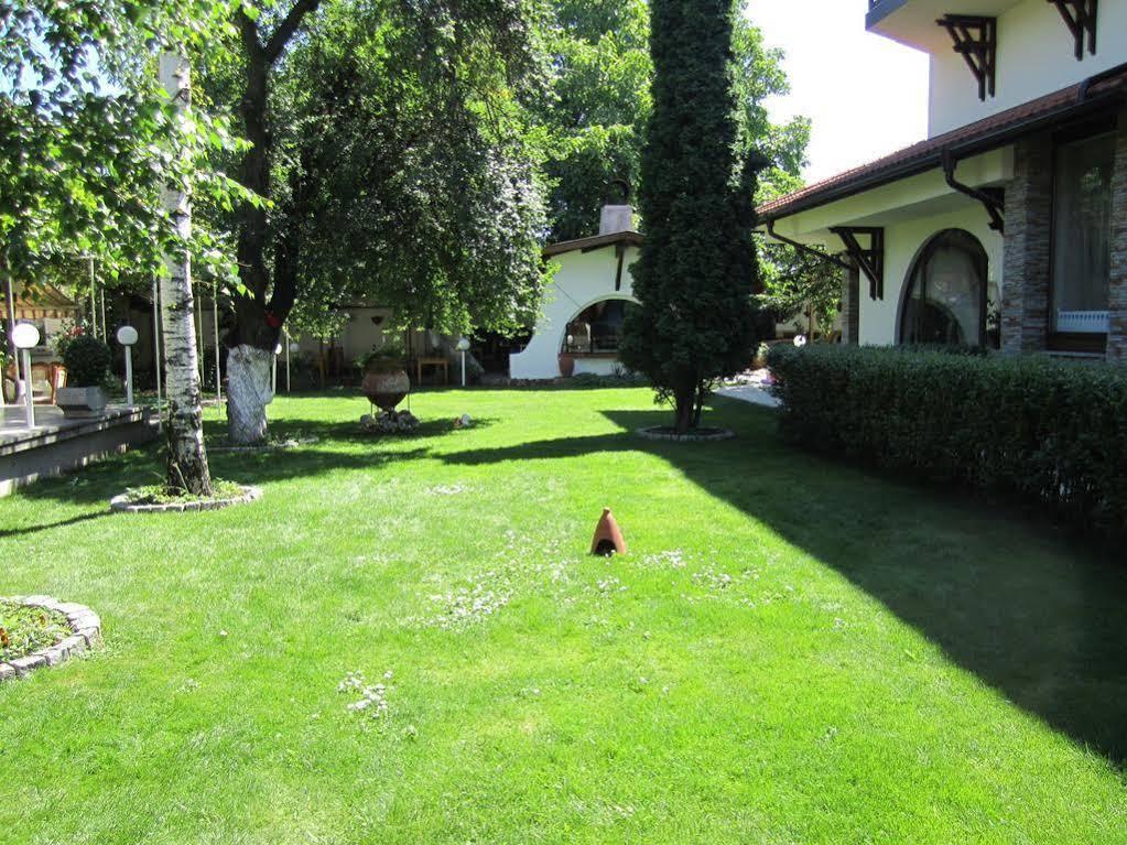 Boutique Hotel L Do Rado Sofia Exterior photo